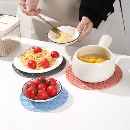 Multifunctional Silicone Table Mat & Pot Holder