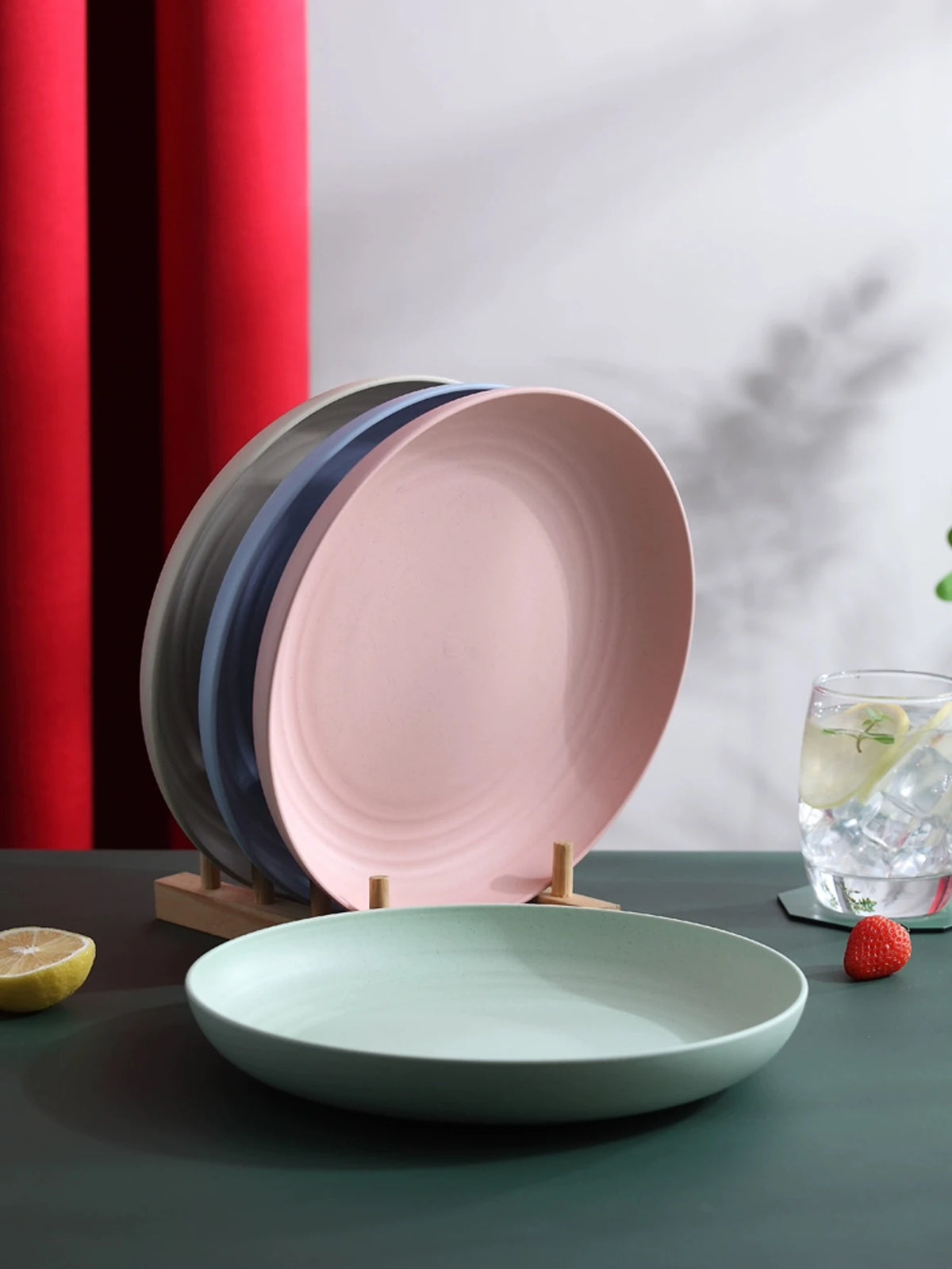 4-Piece Wheat Straw Dinner Plate Set
