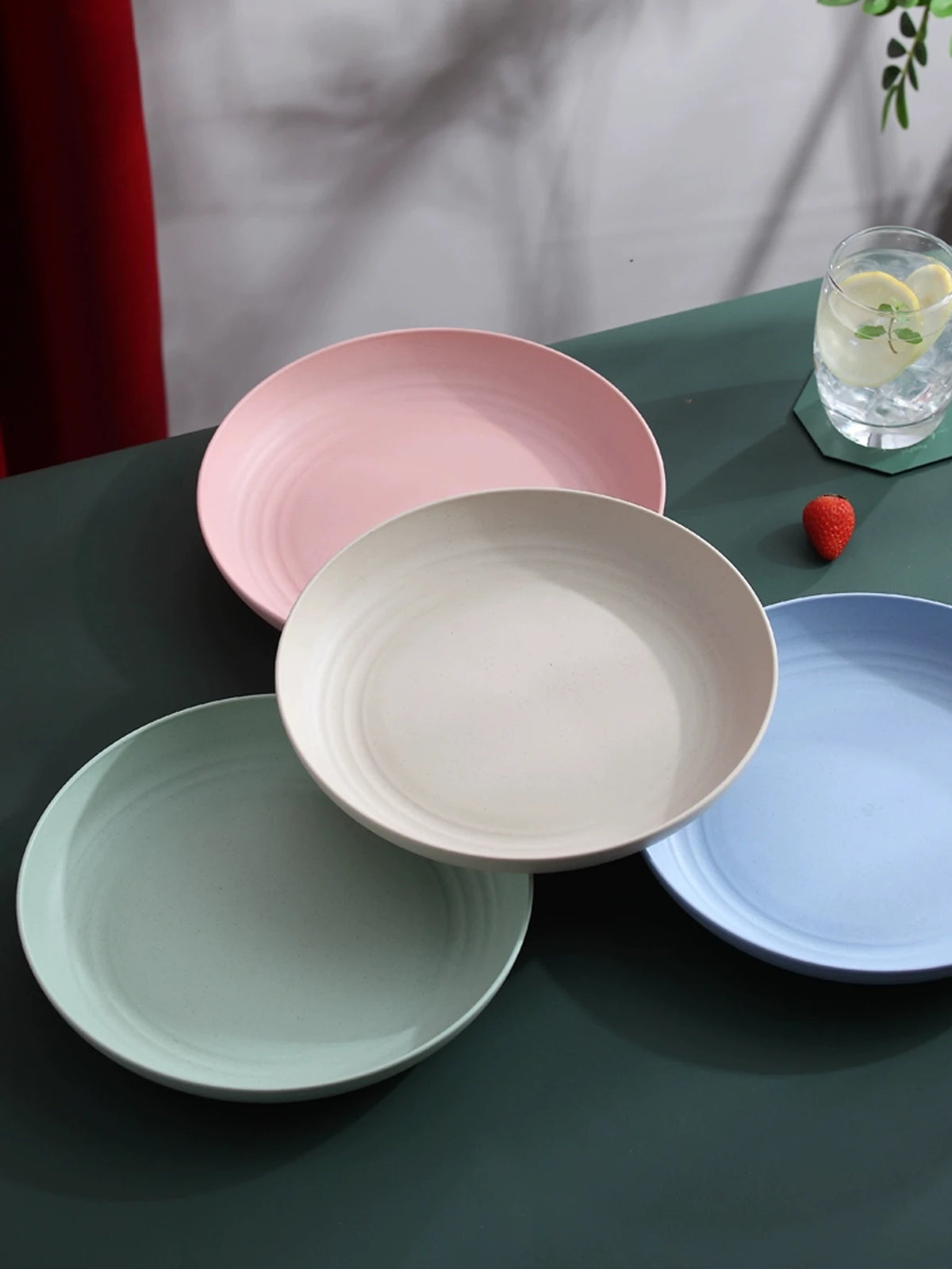 4-Piece Wheat Straw Dinner Plate Set